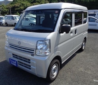 NISSAN CLIPPER
