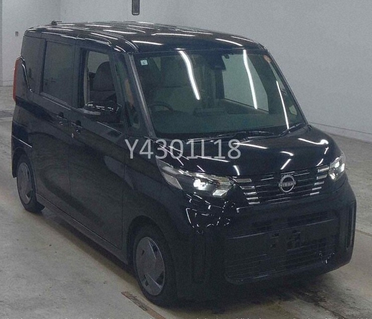NISSAN ROOX