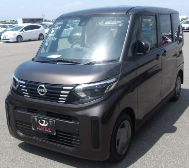 NISSAN ROOX