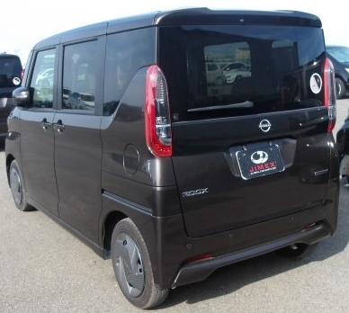 NISSAN ROOX