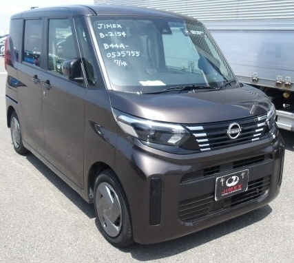 NISSAN ROOX